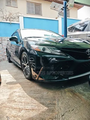 Toyota Camry SE (2.5L 4cyl 8A) 2019 Black