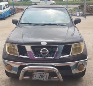 Nissan Pathfinder SE 2008 Brown