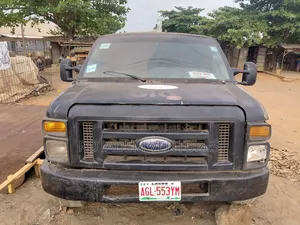 Ford E250 2010 Black