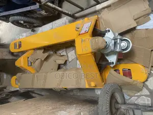 5000 Kg Industrial Hand Pallet Truck