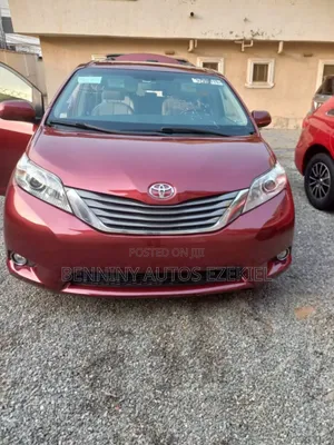 Toyota Sienna XLE 8 Passenger 2011 Red