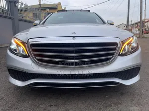 Mercedes-Benz E400 2017 Silver