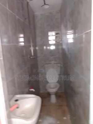 1bdrm Apartment in Benin City for rent