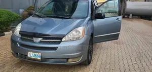 Toyota Sienna XLE Limited 2005 Silver