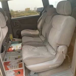 Toyota Sienna 2006 Gold