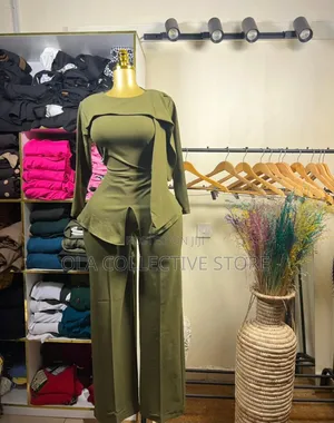 Two Piece Set