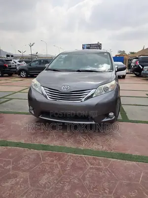 Toyota Sienna 2017 Gray