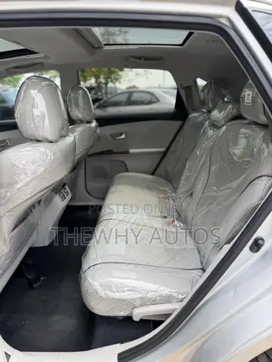 Toyota Venza Limited 2010 Silver