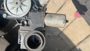 Engine Glass Rx350 2018