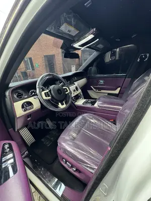Rolls-Royce Cullinan Base 2022 White