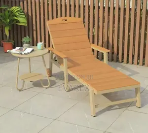 Exotic Poolside Chair/Bed With Side Table