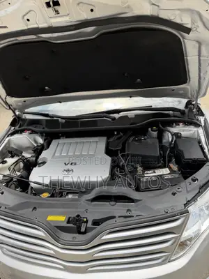 Toyota Venza Limited 2010 Silver