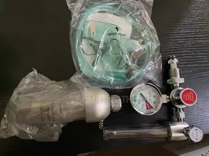 Oxygen Regulator Wwith Humidifier