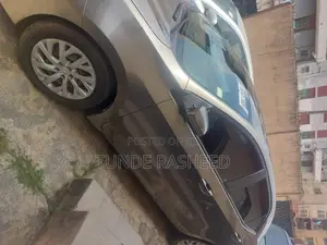 Toyota Corolla LE 4dr Sedan (1.8L 4cyl CVT) 2017 Brown