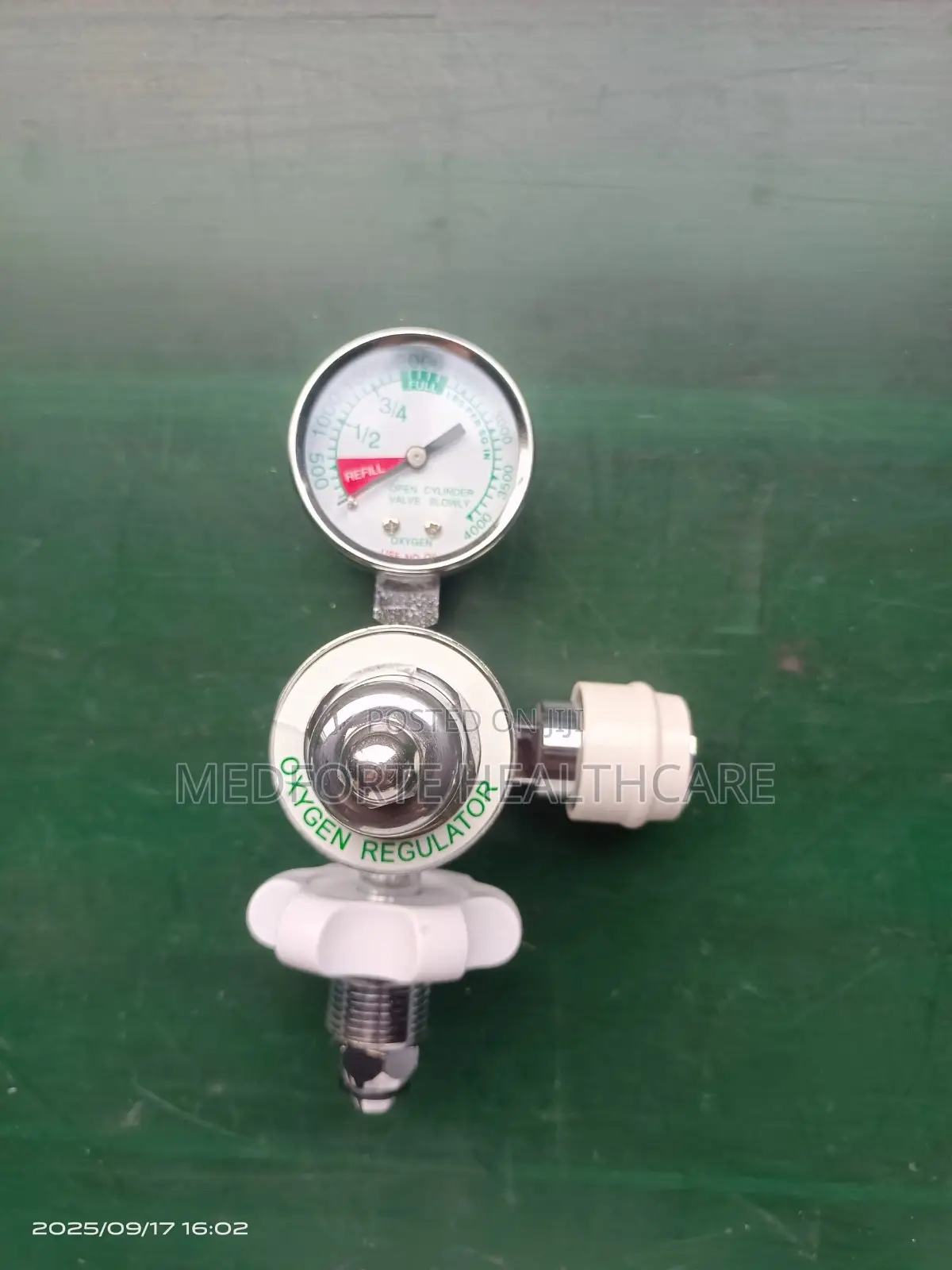 Oxygen Regulator
