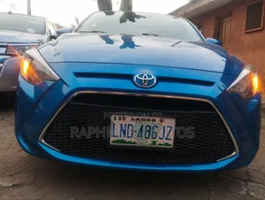 Toyota Yaris LE Sedan 4dr 2019 Blue
