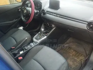 Toyota Yaris LE Sedan 4dr 2019 Blue