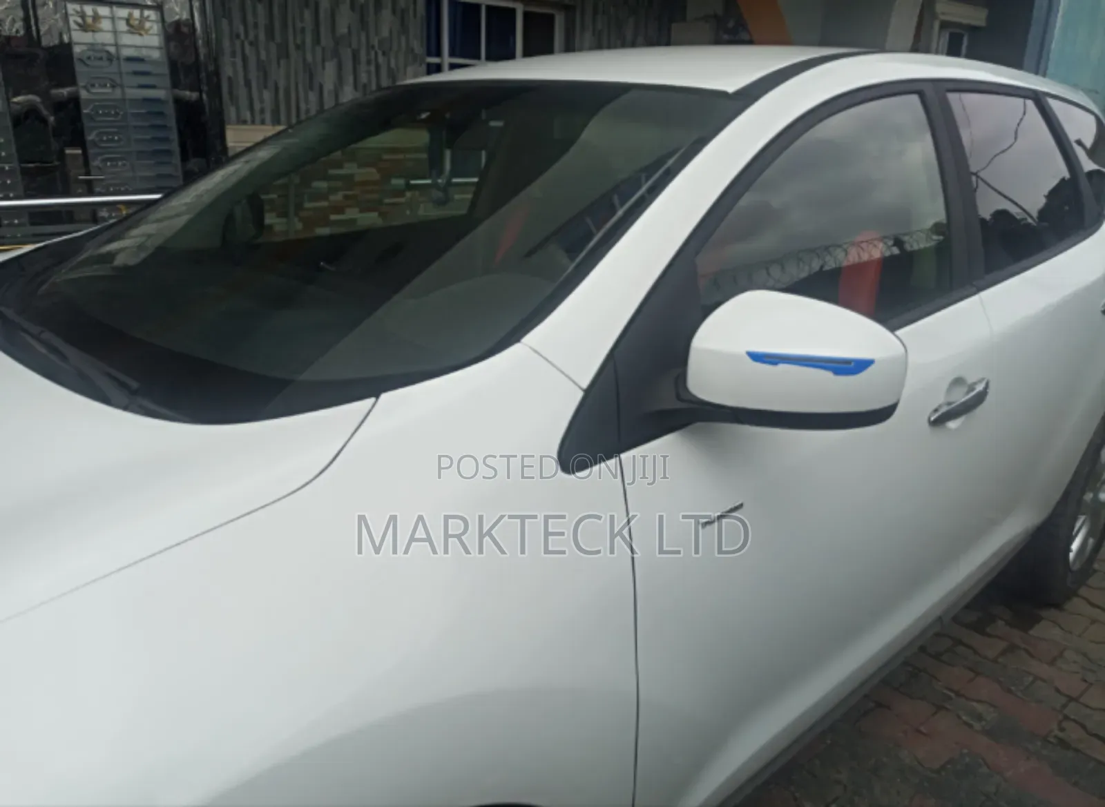Nissan Murano LE 2011 White