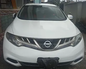 Nissan Murano LE 2011 White
