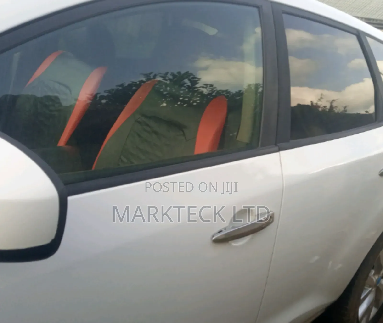 Nissan Murano LE 2011 White