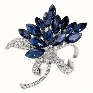 Elegant Vintage-Inspired Multi-Layer Rhinestone Brooch With Blue Gemst