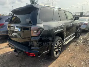 Toyota 4-Runner 2016 Black