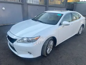Lexus ES 2014 White