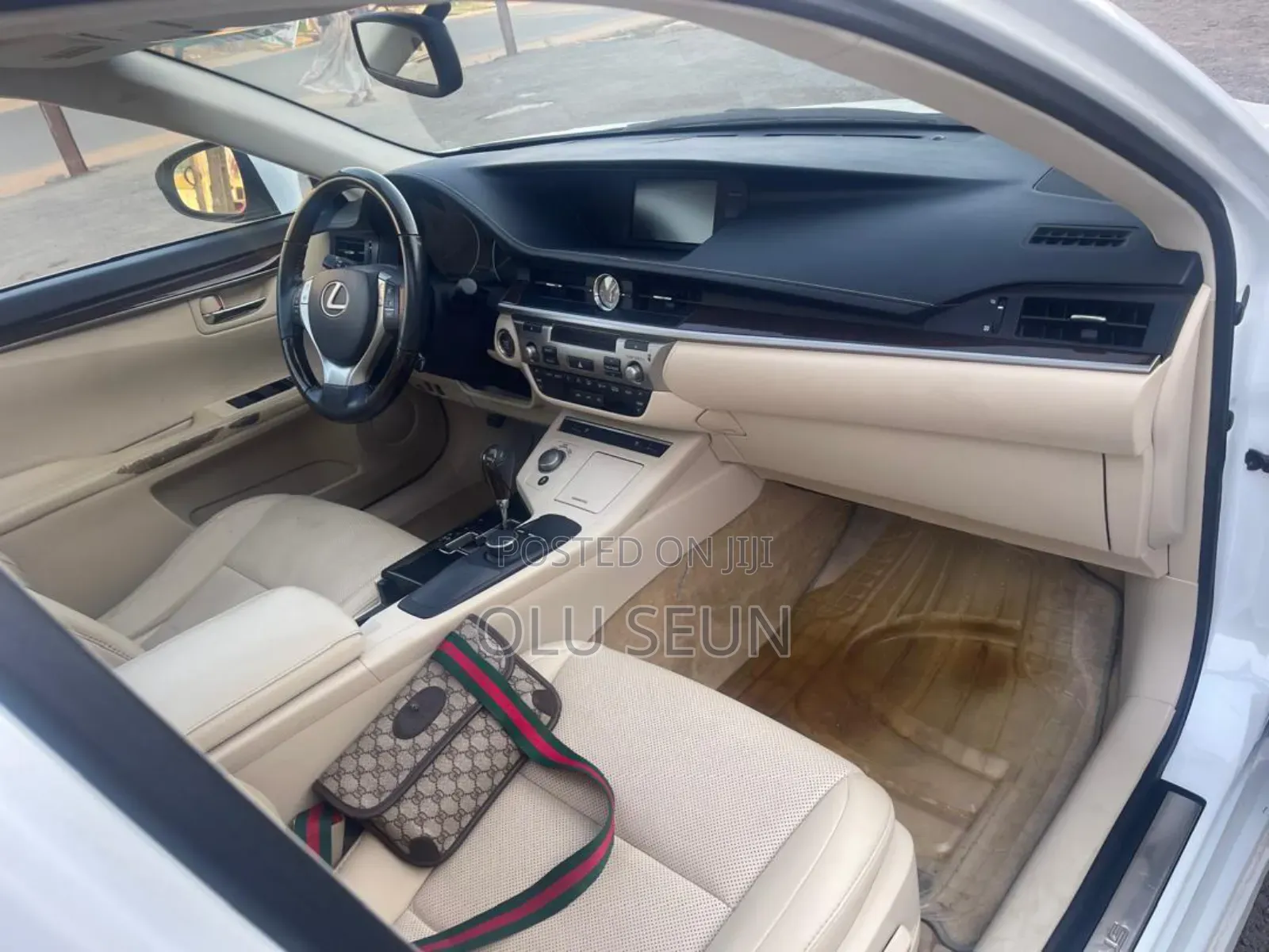 Lexus ES 2014 White