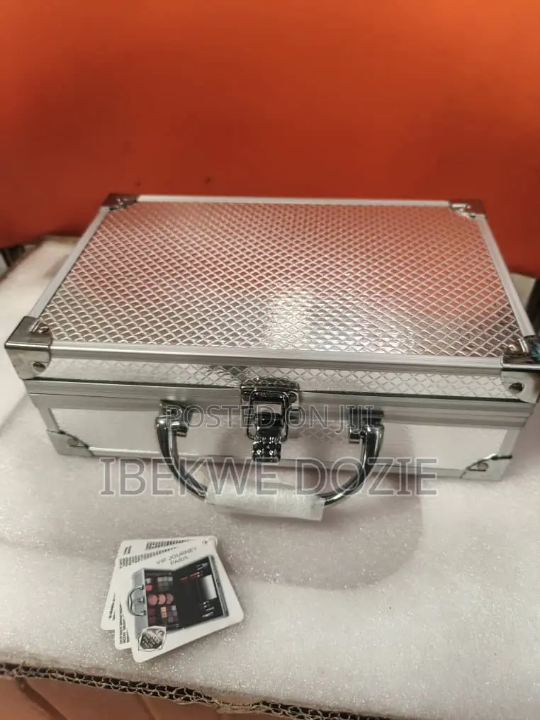 Makeup Kit