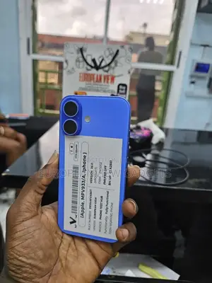 Apple iPhone 16 128 GB Blue