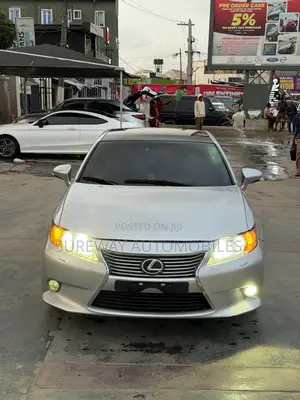Lexus ES 350 FWD 2015 Silver