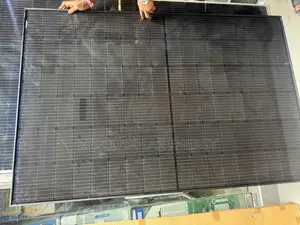 450watts All Black Panel