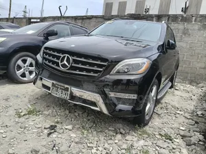Mercedes-Benz M Class ML350 4MATIC 4dr SUV AWD (3.5L 6cyl 7A) 2014