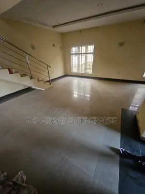 3bdrm Duplex in Private, Dakwo District for rent