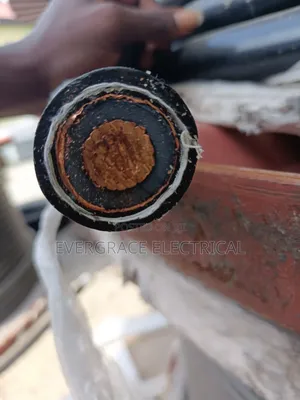 1c × 240 Mm2, 33 Kv, Cu/Xlpe/CWS/Awa/PVC