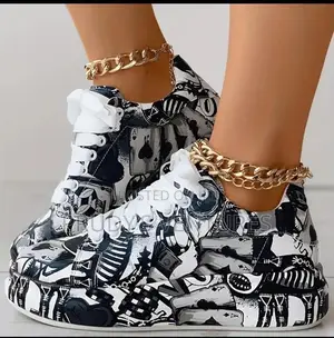 Quality Ladies Sneaker for the Big Girls