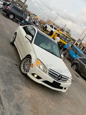 Mercedes-Benz C350 2009 White