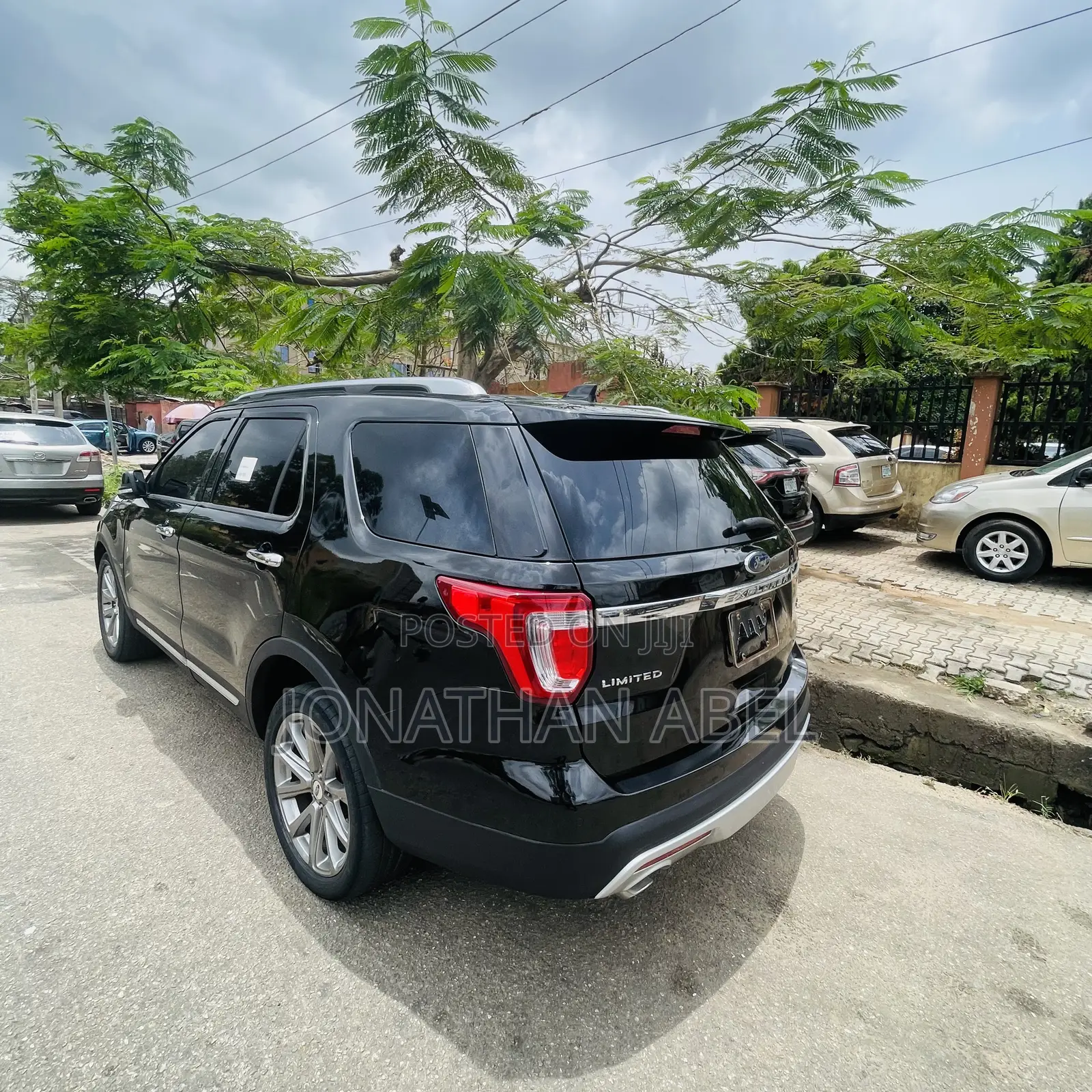 Ford Explorer 2016 Black