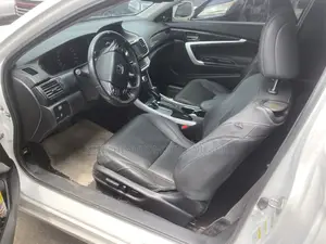 Honda Accord Sport 4dr Sedan FWD (2.4L 4cyl 2A) 2013 White