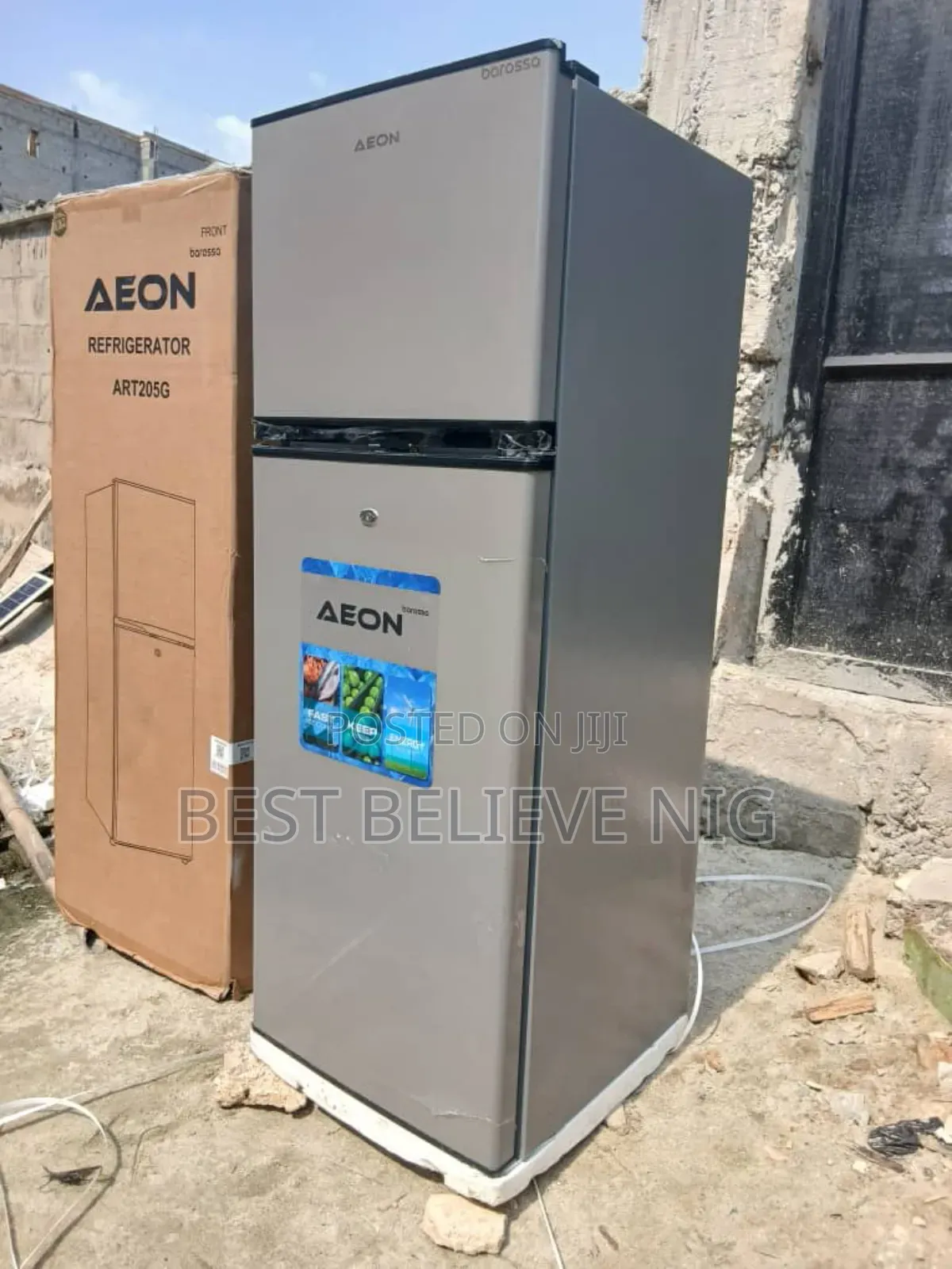 Aeon Standing Fridge