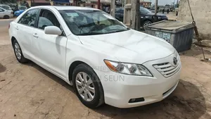 Toyota Camry LE 4dr Sedan (2.4L 4cyl 5A) 2008 White