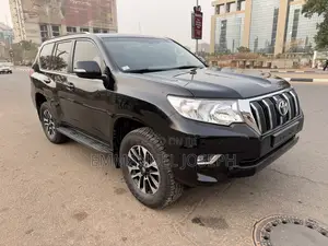 Toyota Land Cruiser Prado 2019 Black