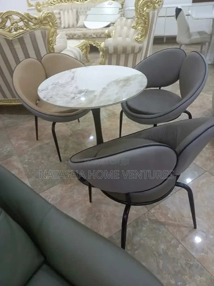 Round Tub Accent/Dining Chairs