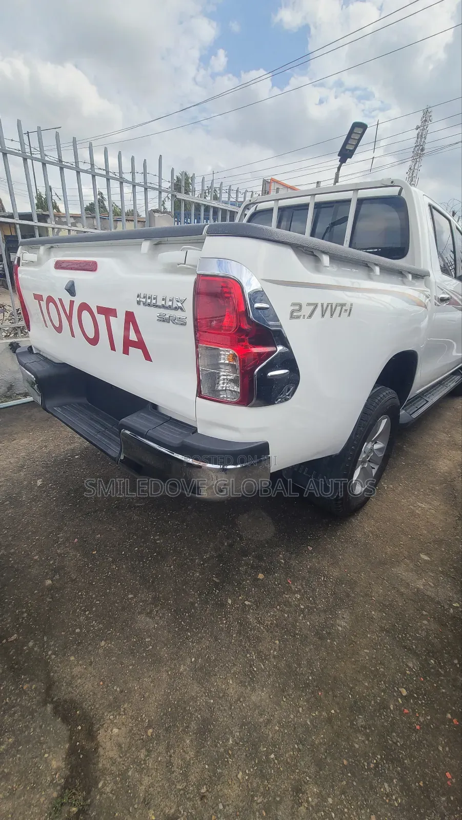 Toyota Hilux 2016 White