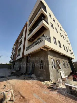 3bdrm Block of Flats in Kaura for sale