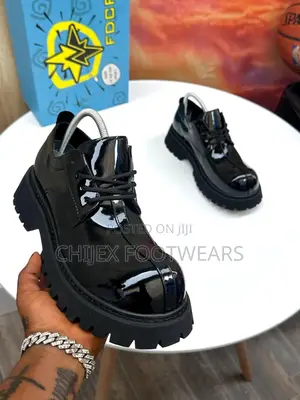 Chunky Shoes 