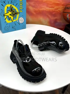Chunky Shoes 