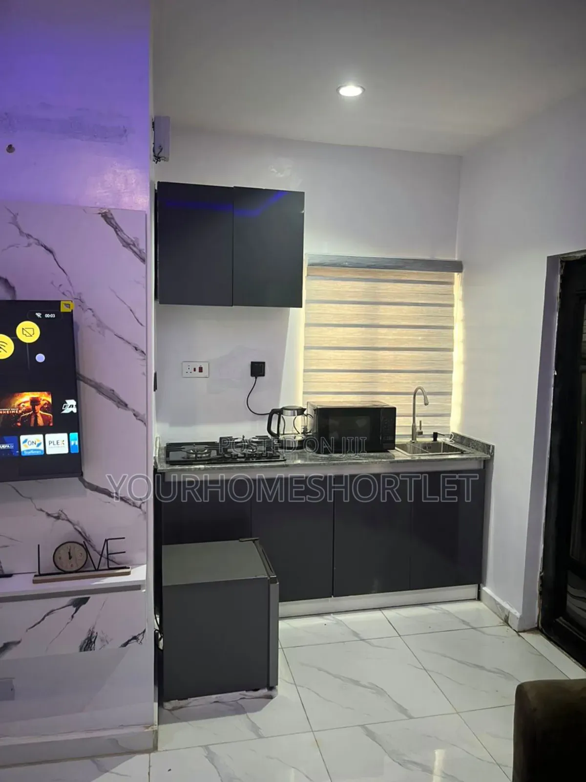 Luxury Studio Apartment