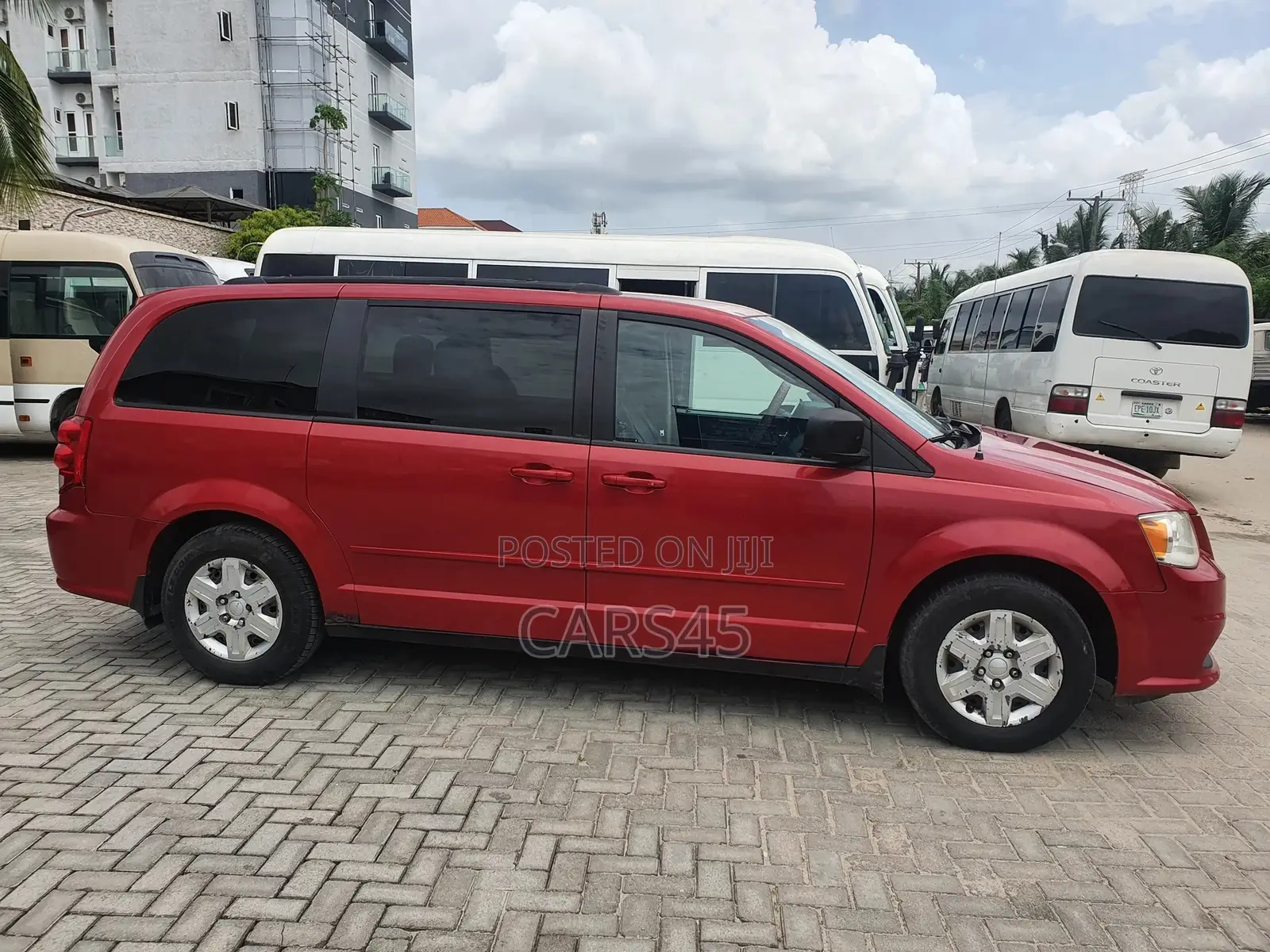 Dodge Caravan 2012 Red