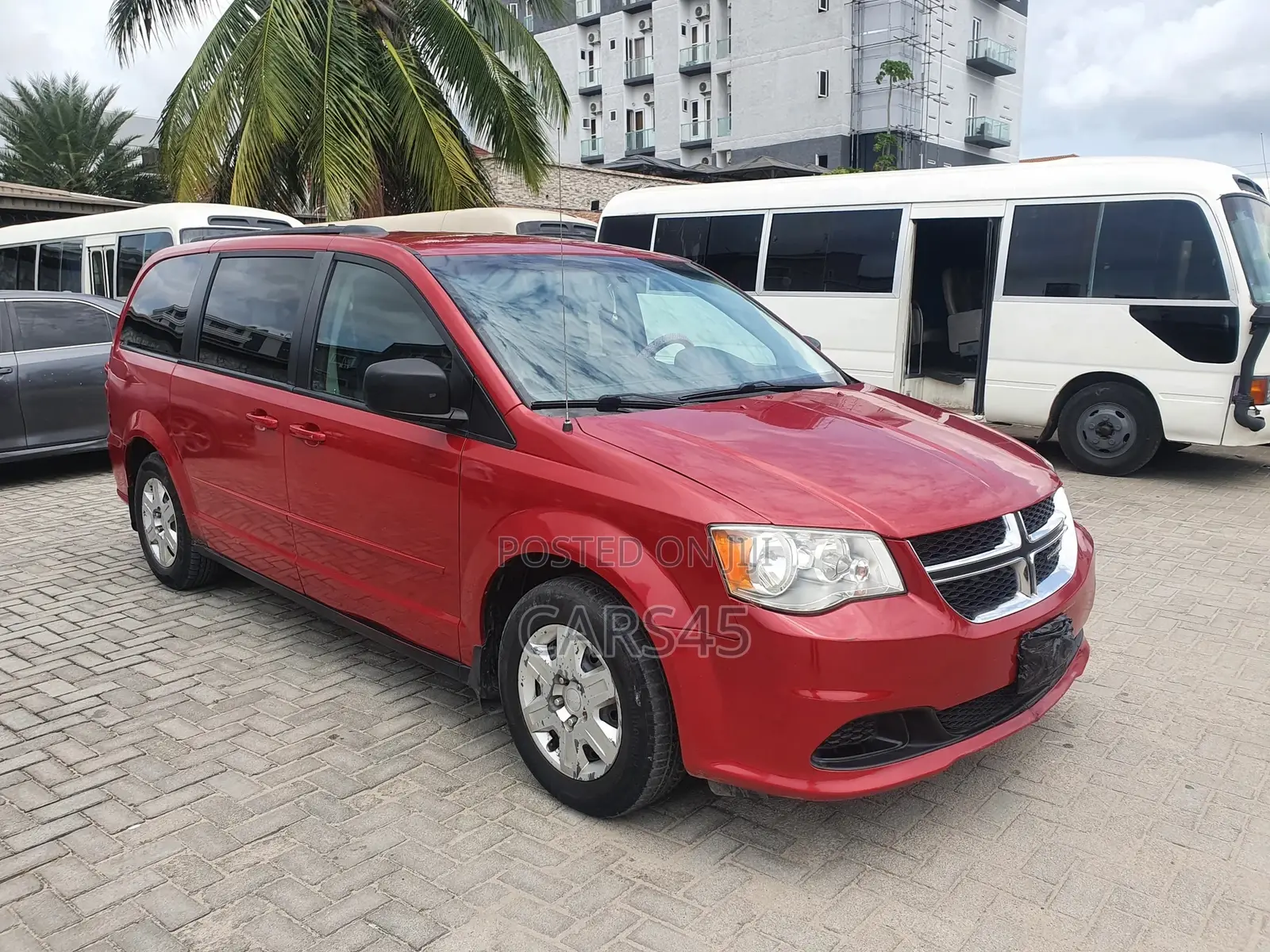 Dodge Caravan 2012 Red